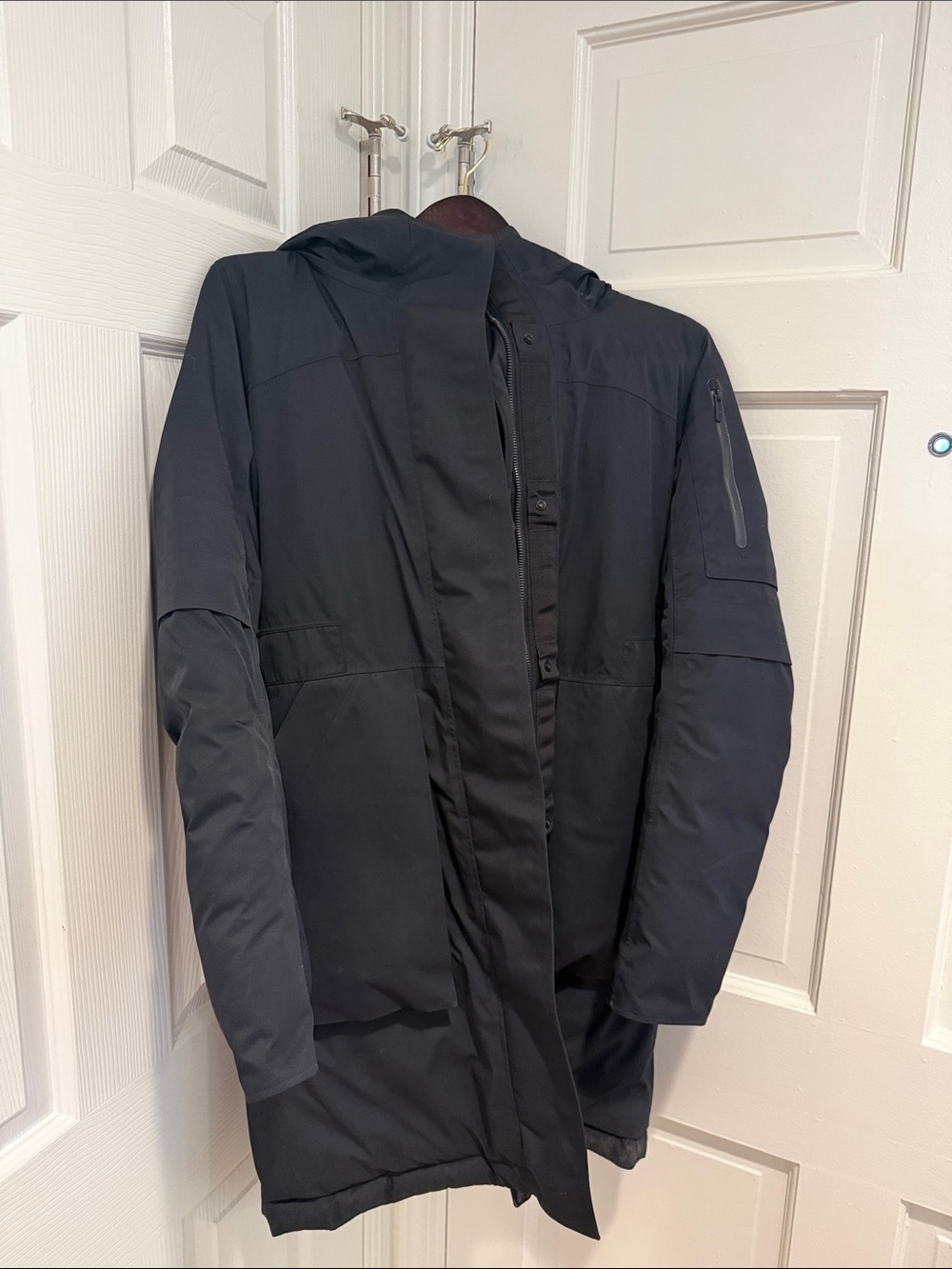 lululemon athletica Black Ski & Snow Jacket with Hood